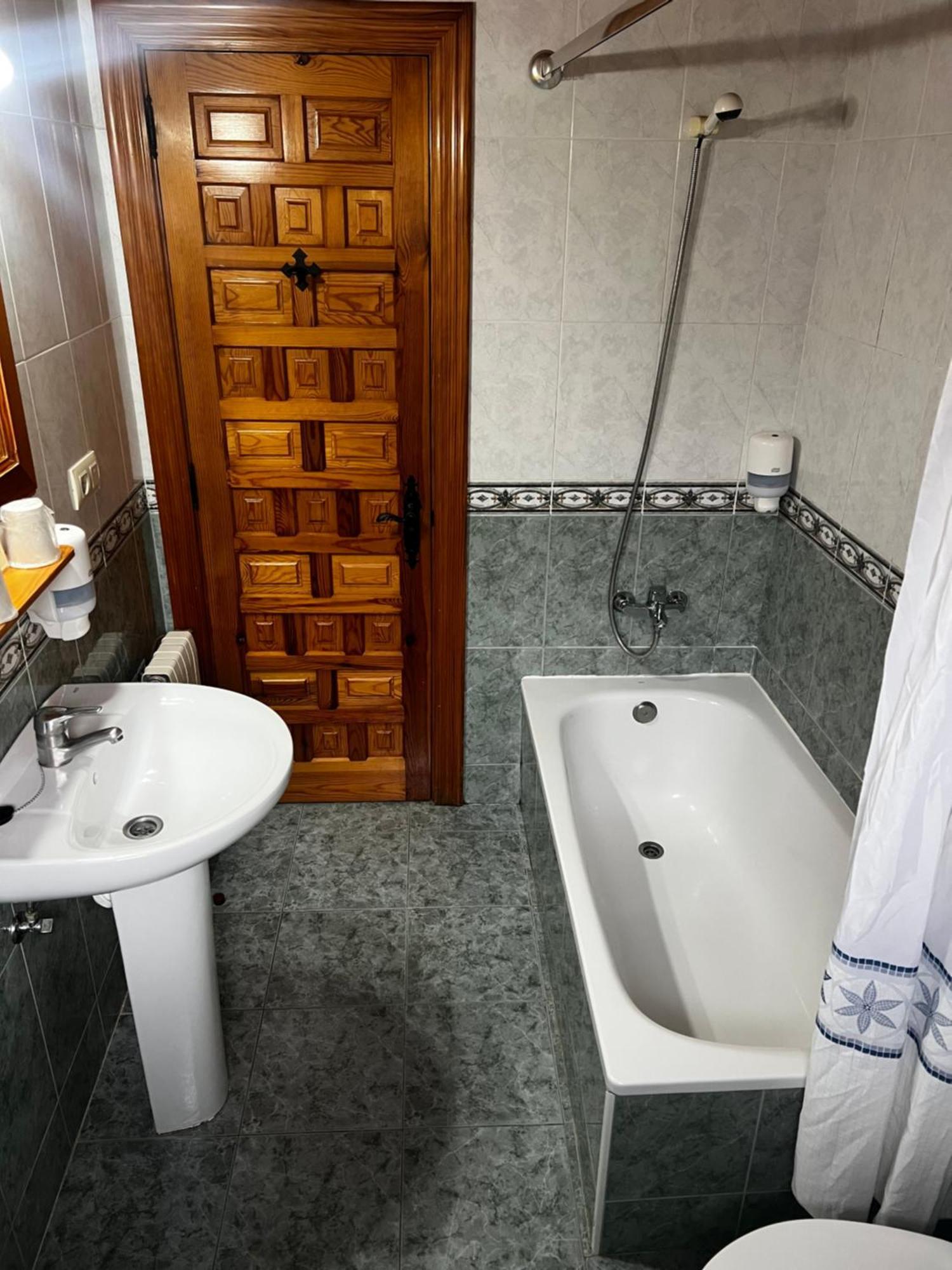 Dobres Hotel Rural El Sestil מראה חיצוני תמונה