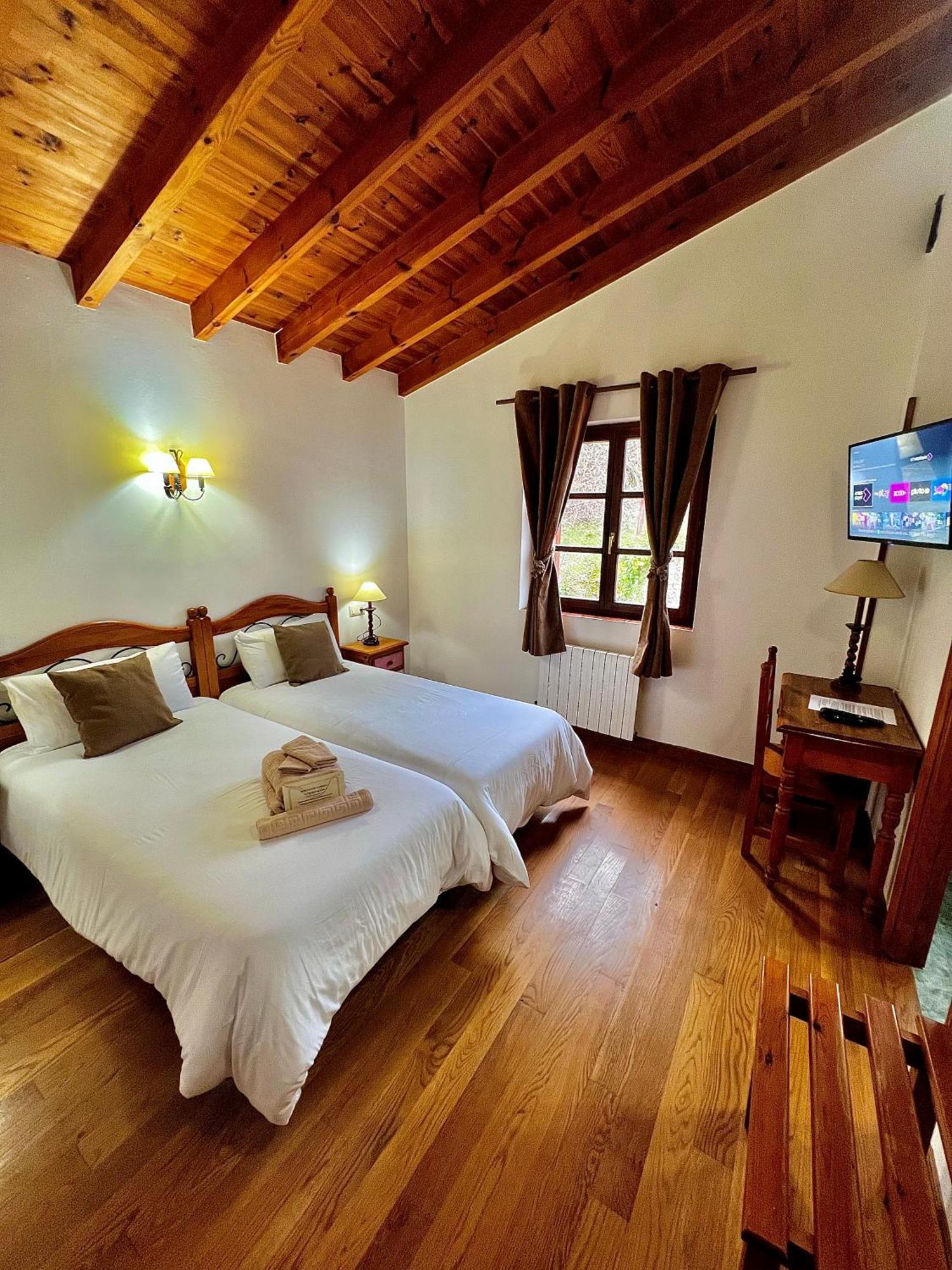 Dobres Hotel Rural El Sestil מראה חיצוני תמונה