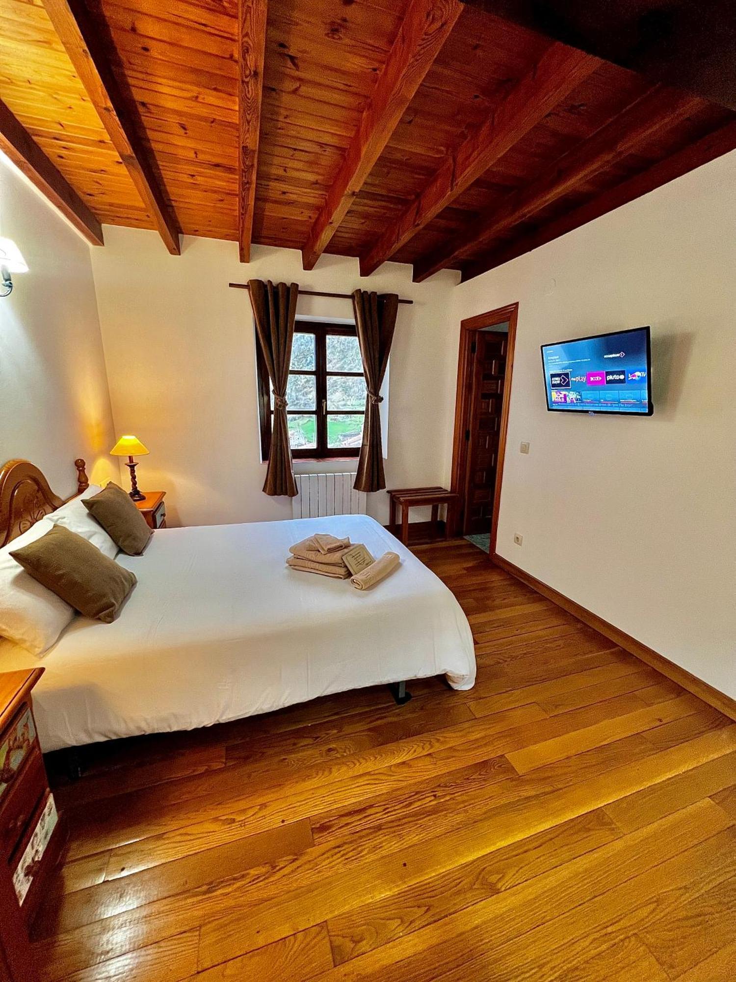 Dobres Hotel Rural El Sestil מראה חיצוני תמונה